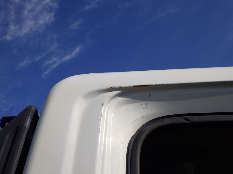 運転席側ドア内側にキズがあります。|日野 レンジャー TKG-FC9JKAP(2WD)の写真27