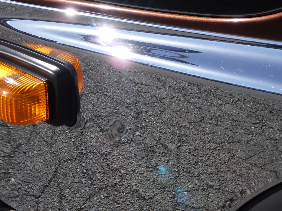 助手席側ドアメッキ部にヘコミがあります。|日野 レンジャー TPG-FD7JLAA(2WD)の写真21