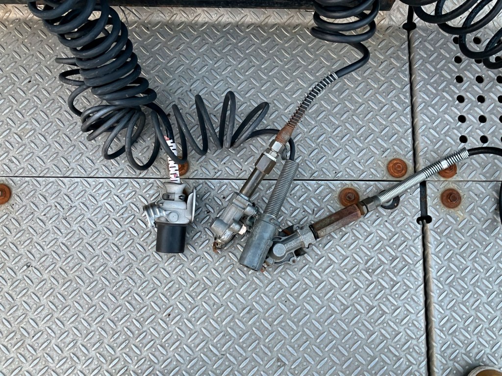 日野 プロフィア QPG-SH1EDDGの写真9