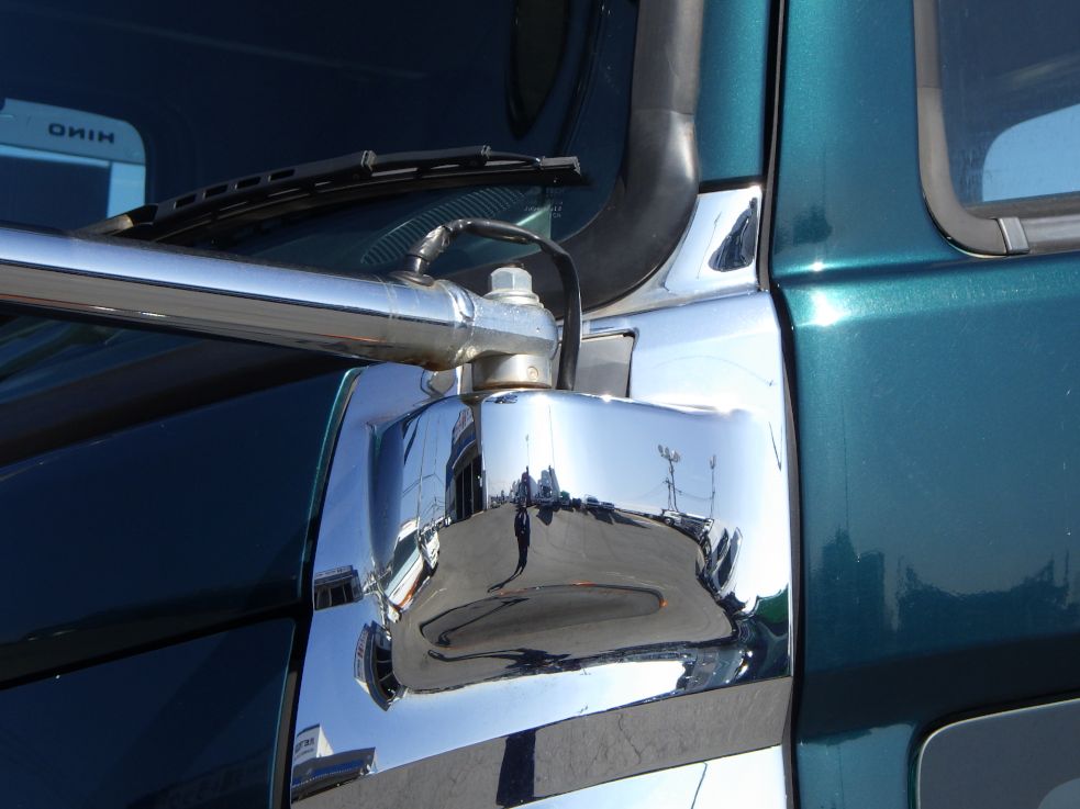 助手席側ミラーカバーが欠損しています。|日野 プロフィア QPG-SH1EDDGの写真26