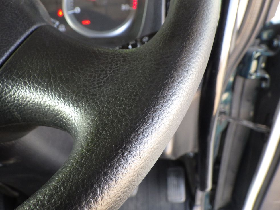 ハンドルにスレがあります。|日野 プロフィア QPG-SH1EDDGの写真32