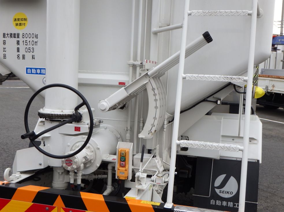 いすゞ フォワード 2RG-FTR90U4の写真12