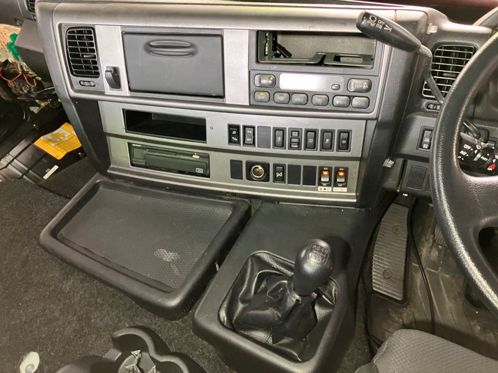 日野 プロフィア QPG-SH1EDDGの写真14