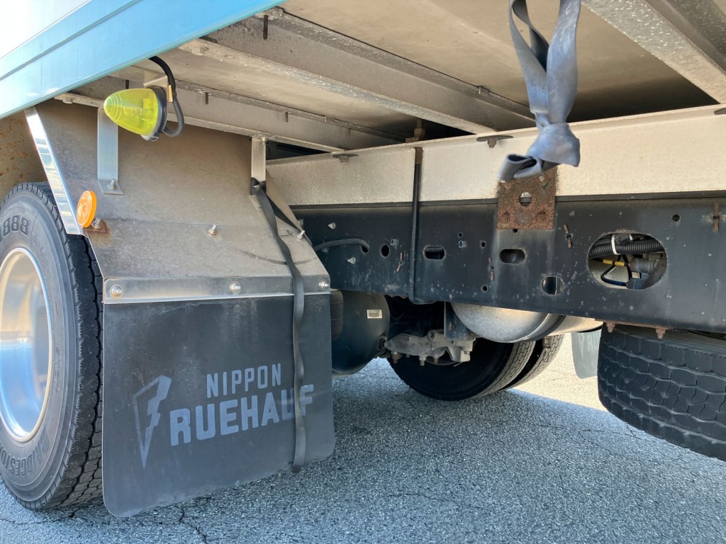 いすゞ フォワード SKG-FRR90T2(2WD)の写真6