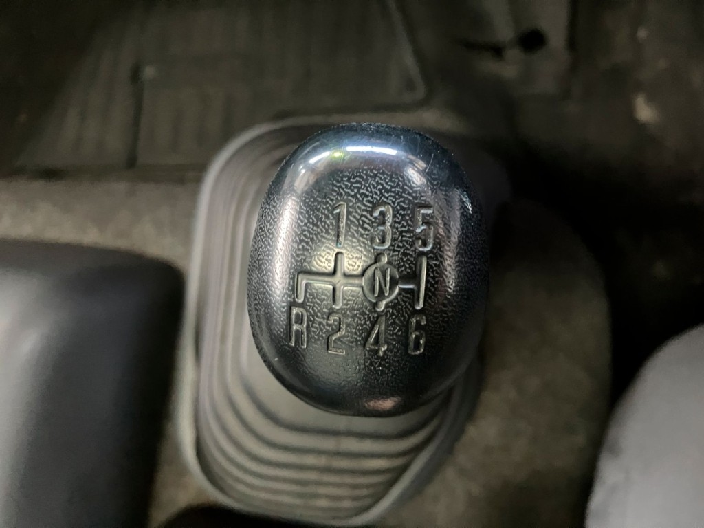 いすゞ フォワード SKG-FRR90T2(2WD)の写真15