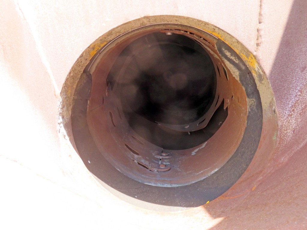 いすゞ エルフ TKG-NKR85N(2WD)の写真9