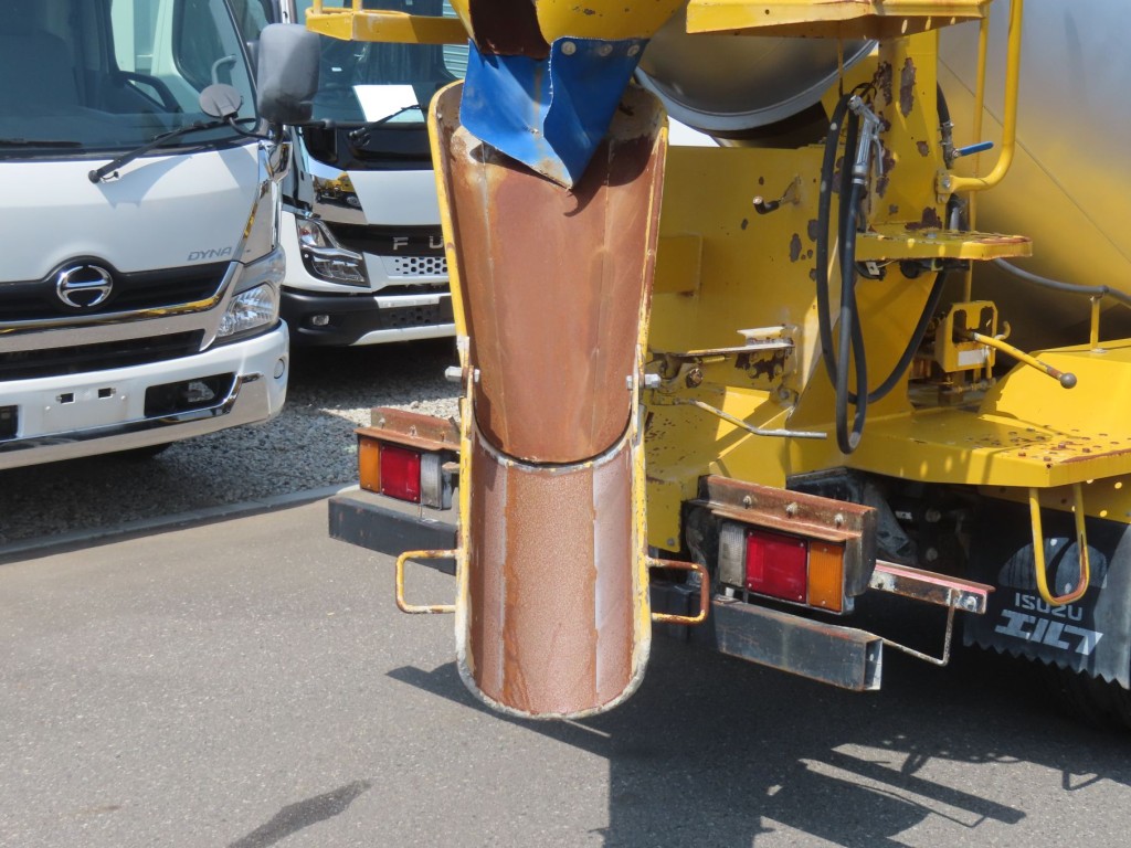 いすゞ エルフ TKG-NKR85N(2WD)の写真11