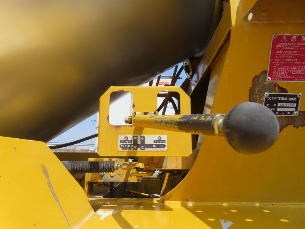 いすゞ エルフ TKG-NKR85N(2WD)の写真13