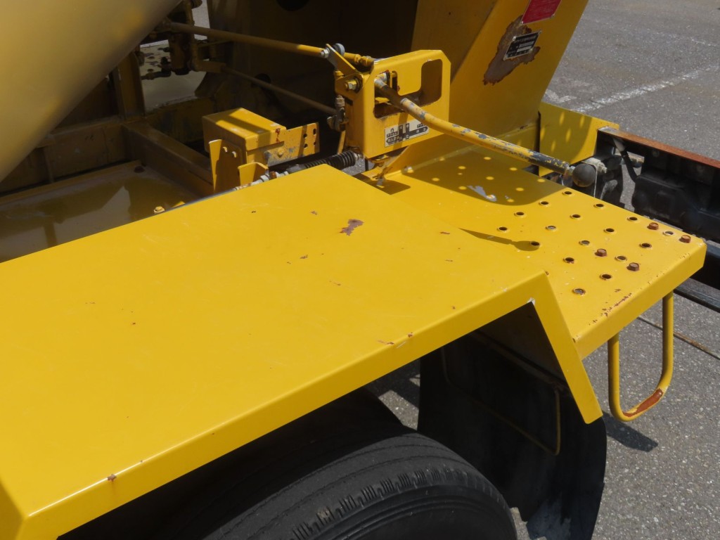 いすゞ エルフ TKG-NKR85N(2WD)の写真20