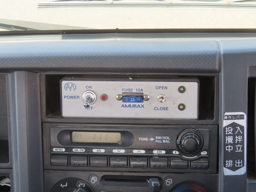 いすゞ エルフ TKG-NKR85N(2WD)の写真22