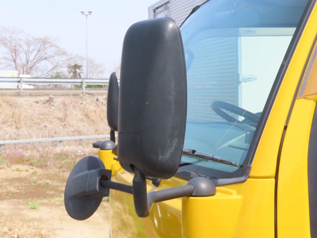 いすゞ エルフ TKG-NKR85N(2WD)の写真30