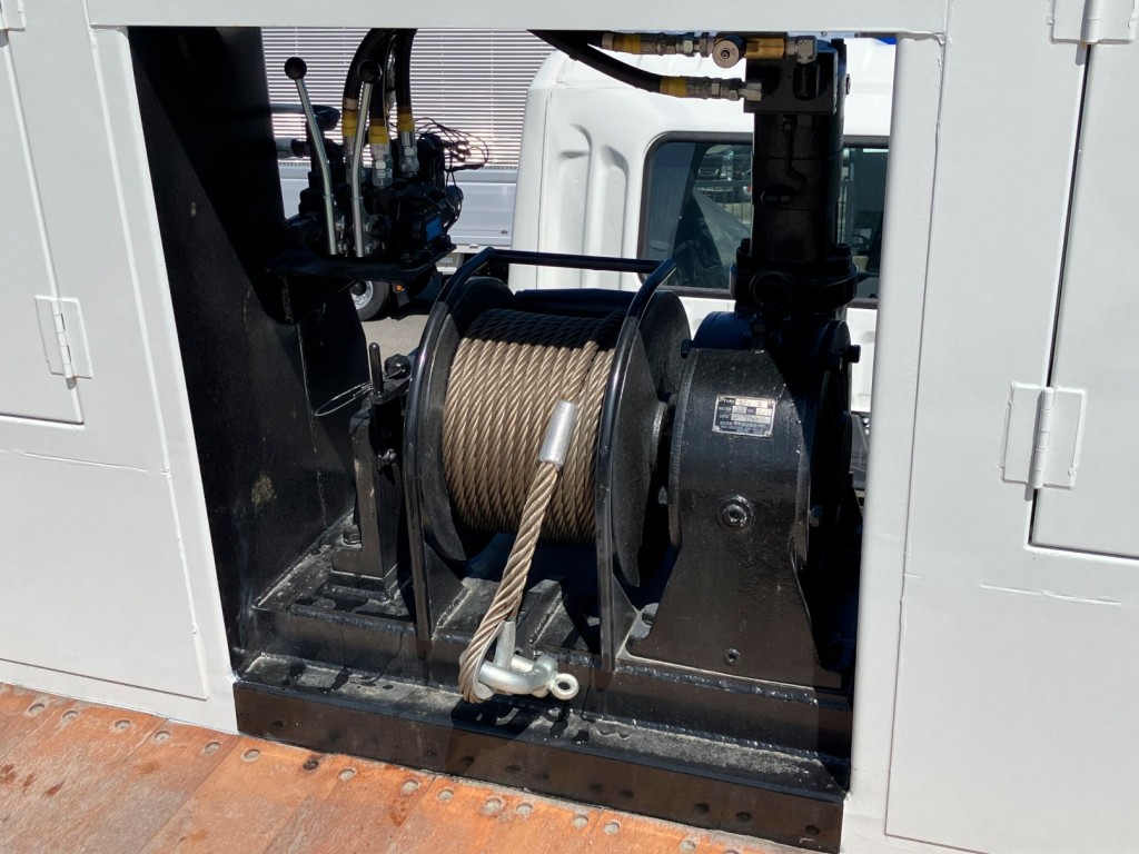 ウインチ付きです。|三菱 スーパーグレート 2KG-FS70HZの写真12