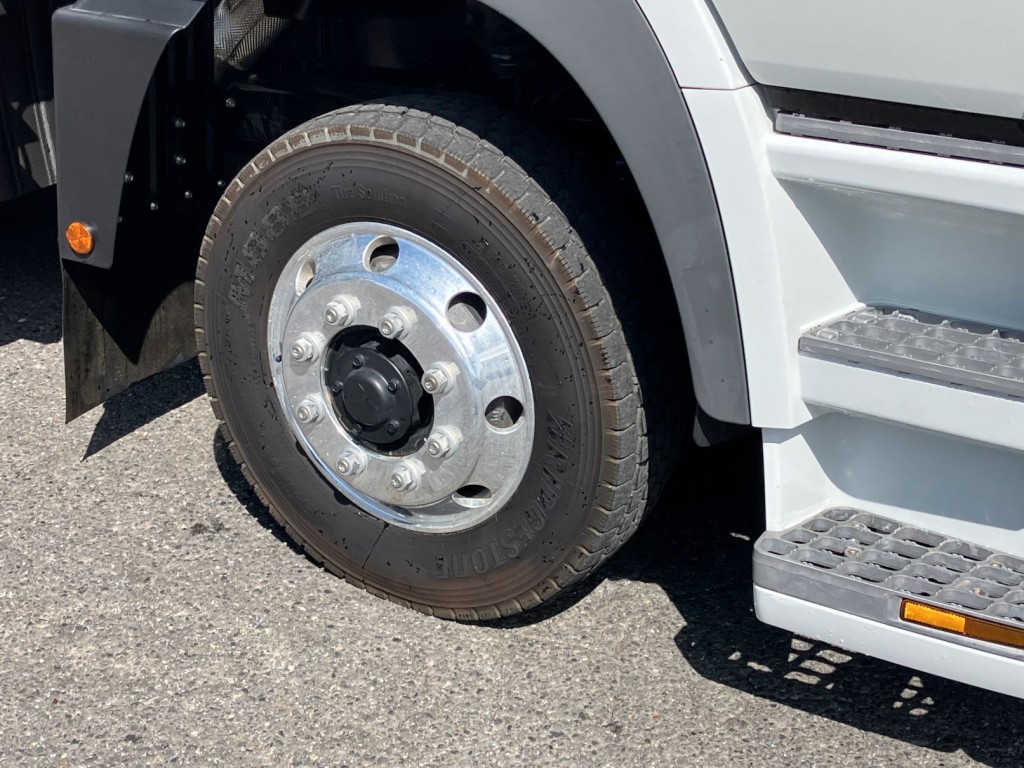 アルミホイールです。|三菱 スーパーグレート 2KG-FS70HZの写真24