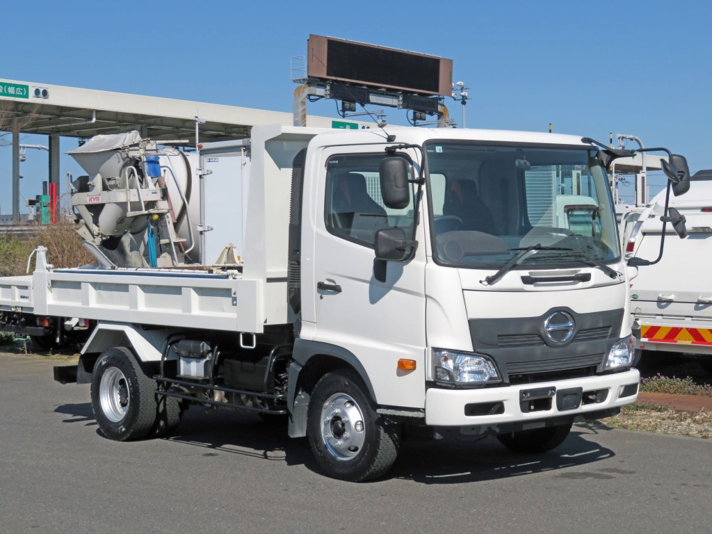 日野 レンジャー 2KG-FC2ABA(2WD)の写真2