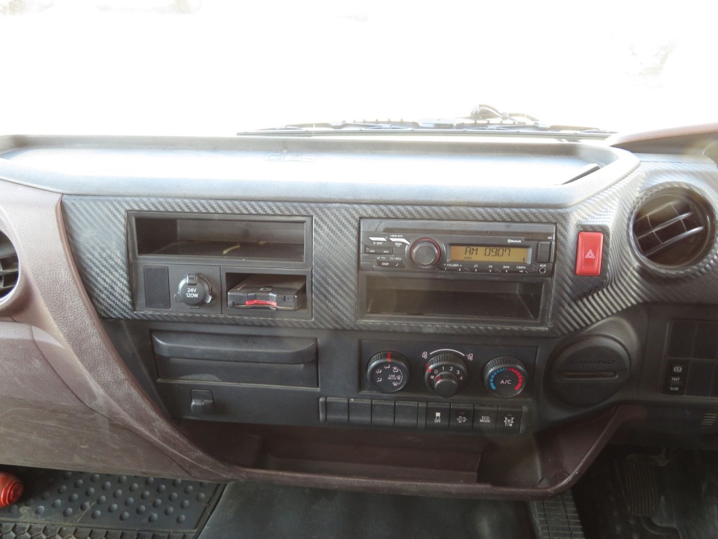 日野 レンジャー 2KG-FC2ABA(2WD)の写真27