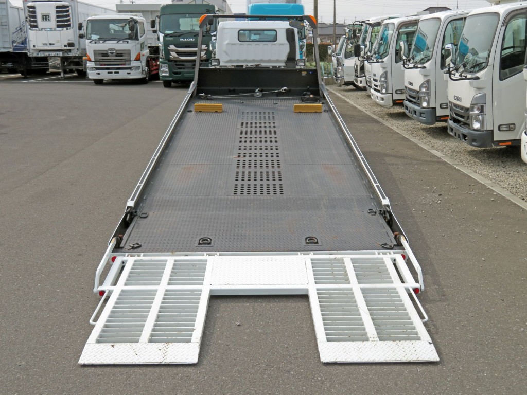 三菱 キャンター 2PG-FEB80(2WD)の写真7