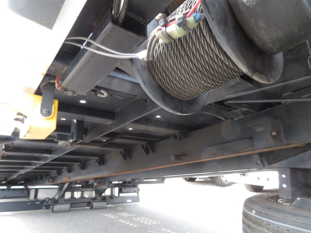 三菱 キャンター 2PG-FEB80(2WD)の写真10