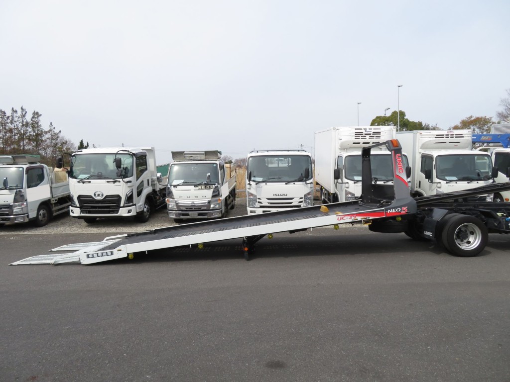 三菱 キャンター 2PG-FEB80(2WD)の写真13