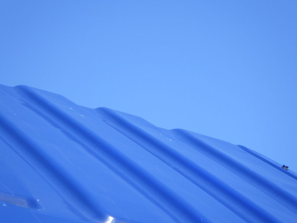 ルーフにヘコミがあります。|三菱 スーパーグレート QPG-FU64VZの写真20