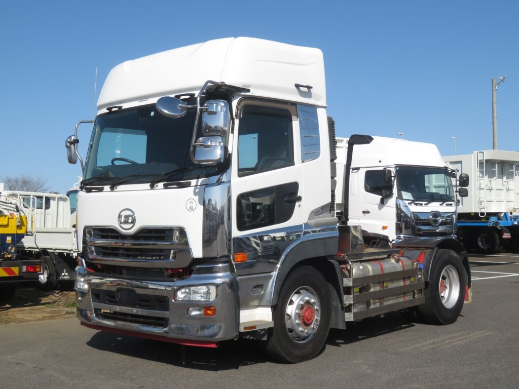 UDトラックス クオン QKG-GK6XABの写真1