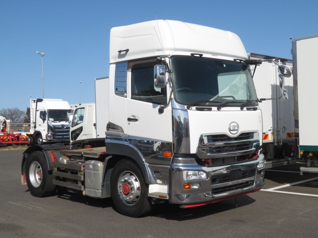 UDトラックス クオン QKG-GK6XABの写真2