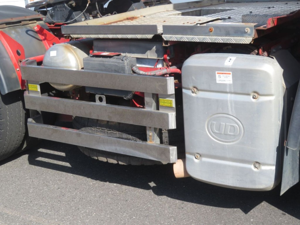 UDトラックス クオン QKG-GK6XABの写真15