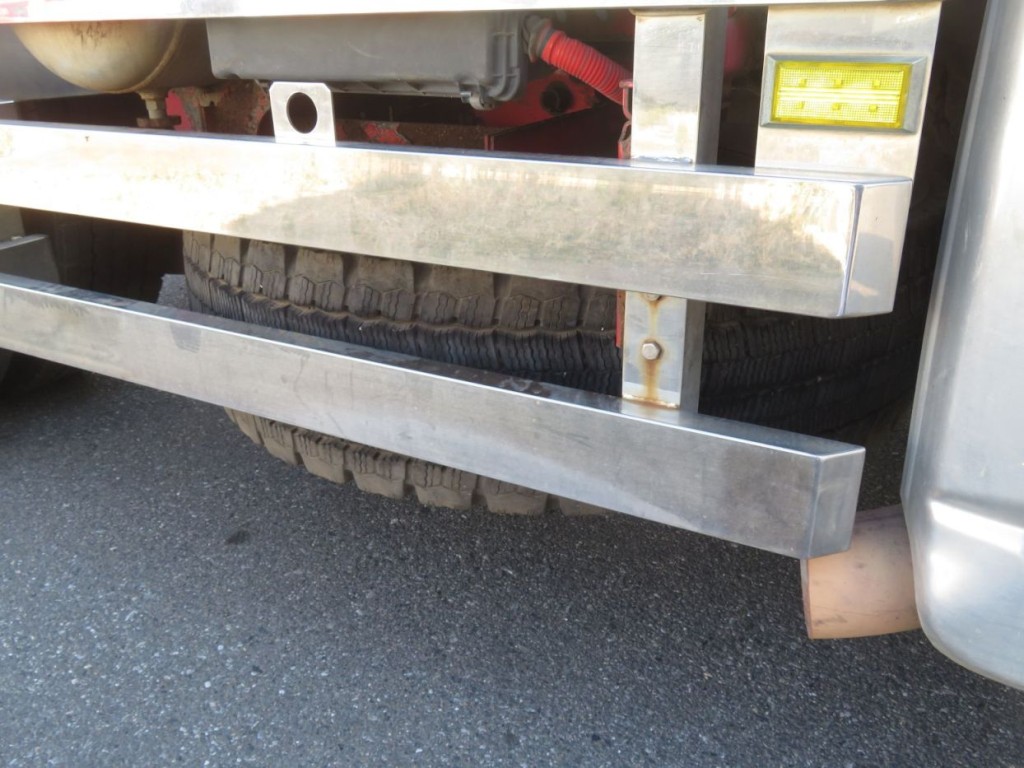 UDトラックス クオン QKG-GK6XABの写真16