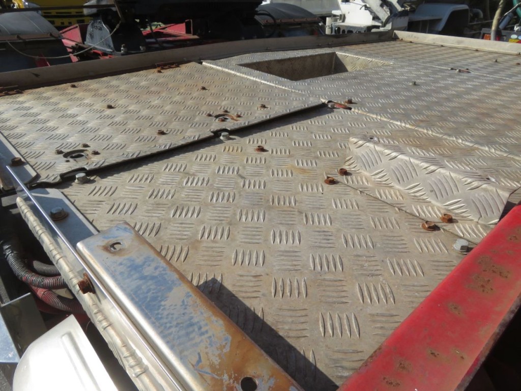 UDトラックス クオン QKG-GK6XABの写真37