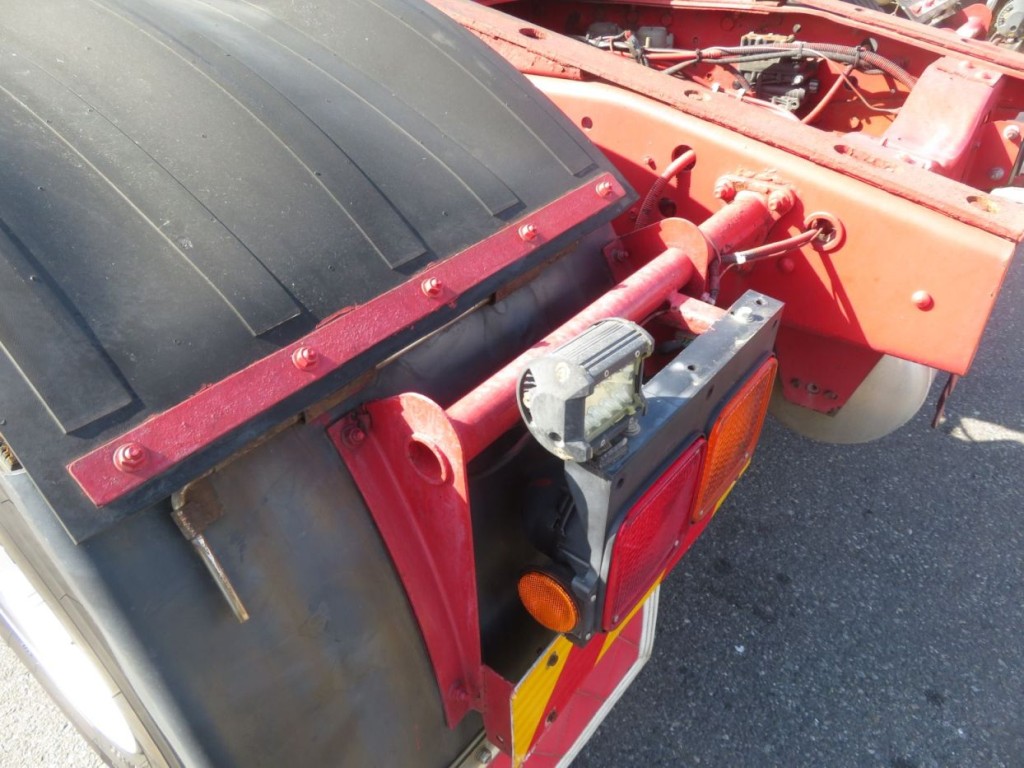 UDトラックス クオン QKG-GK6XABの写真49