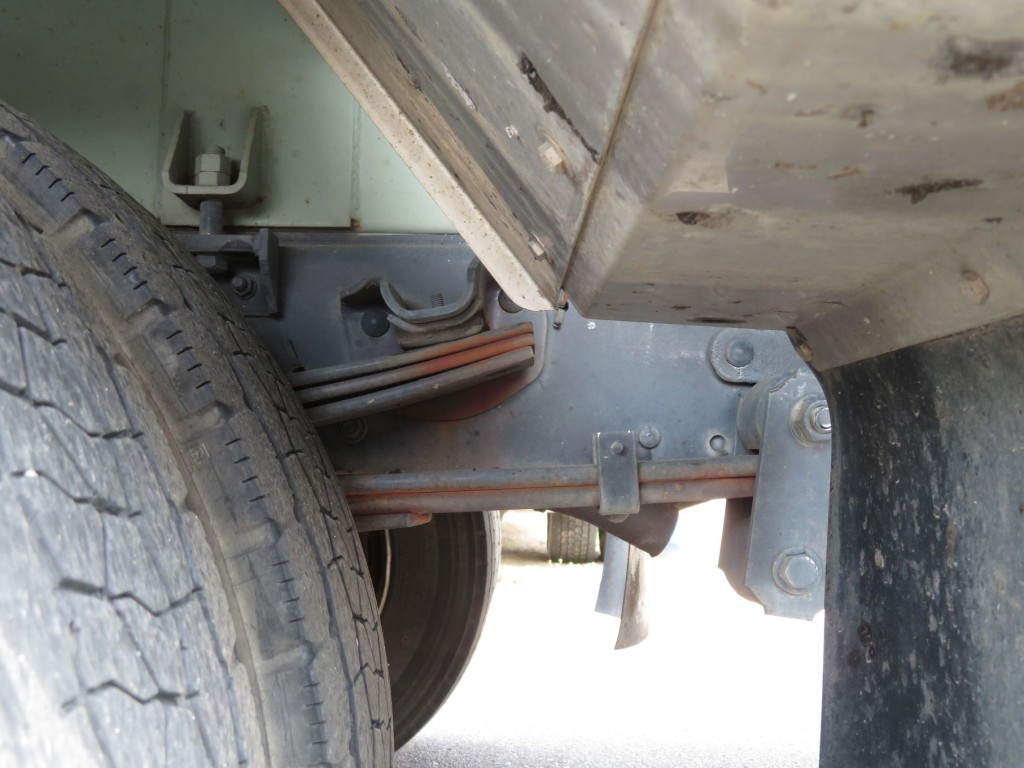 シャーシの状態です。|いすゞ エルフ TKG-NPR85YN(2WD)の写真5