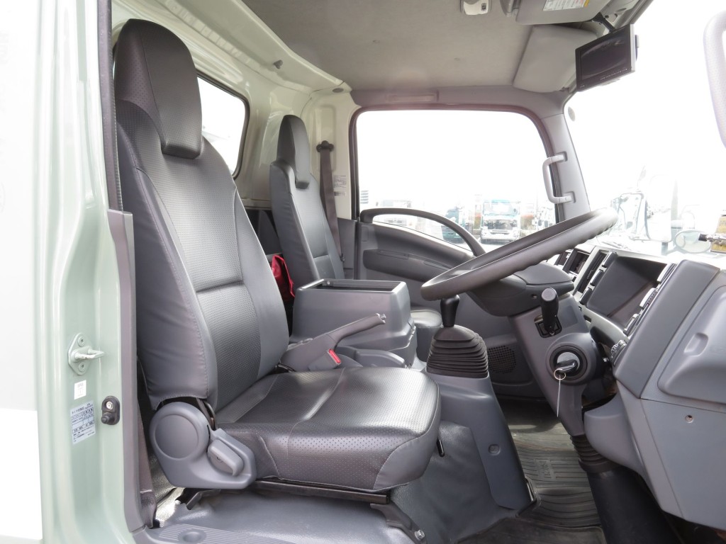 いすゞ エルフ TKG-NPR85YN(2WD)の写真6