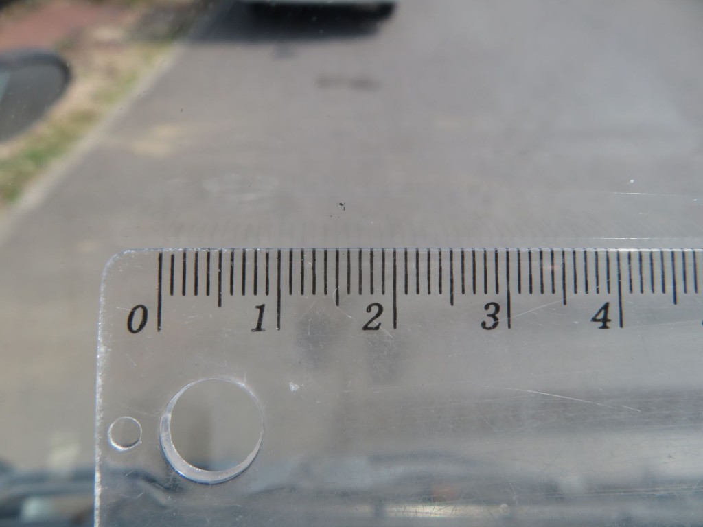 フロントガラス助手席側に小キズがあります。|いすゞ エルフ TKG-NPR85YN(2WD)の写真19