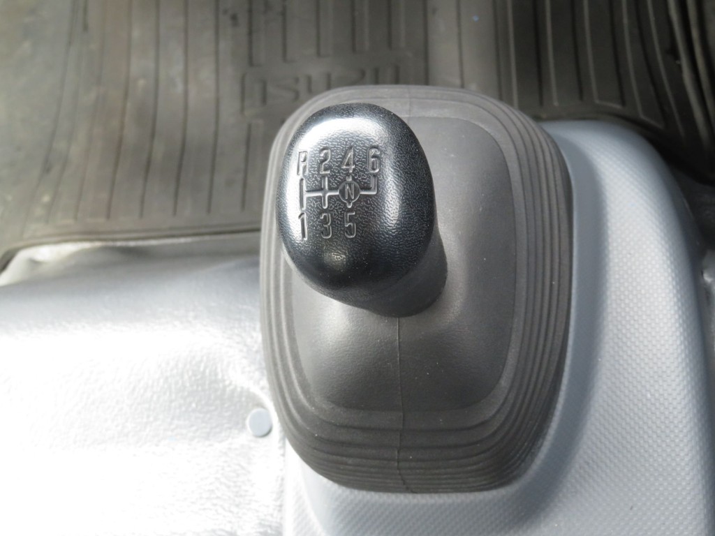 いすゞ エルフ TKG-NPR85YN(2WD)の写真24