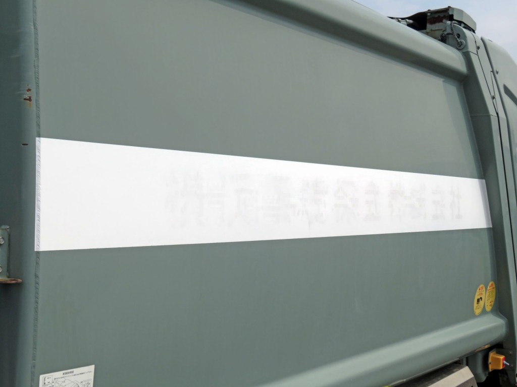 荷箱側面に看板日焼け跡があります。|いすゞ エルフ TKG-NPR85YN(2WD)の写真34