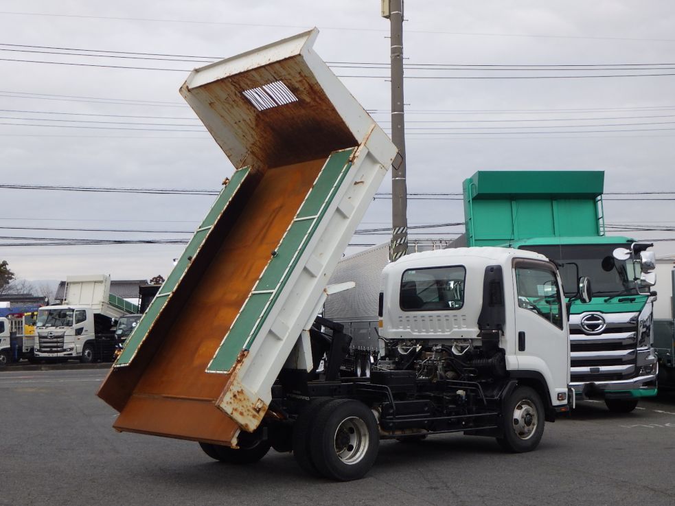 いすゞ フォワード 2RG-FRR90S1(2WD)の写真4