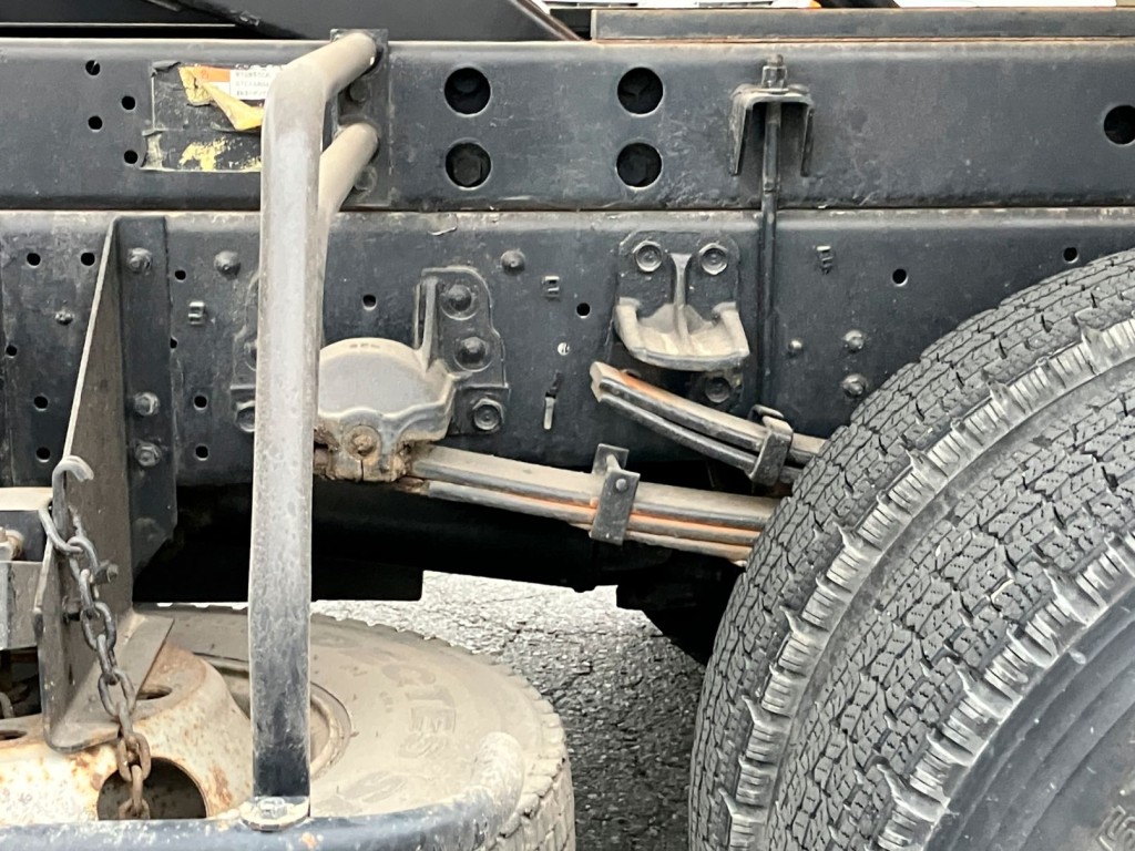 いすゞ フォワード 2RG-FRR90S1(2WD)の写真6