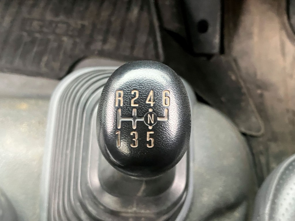 いすゞ フォワード 2RG-FRR90S1(2WD)の写真14