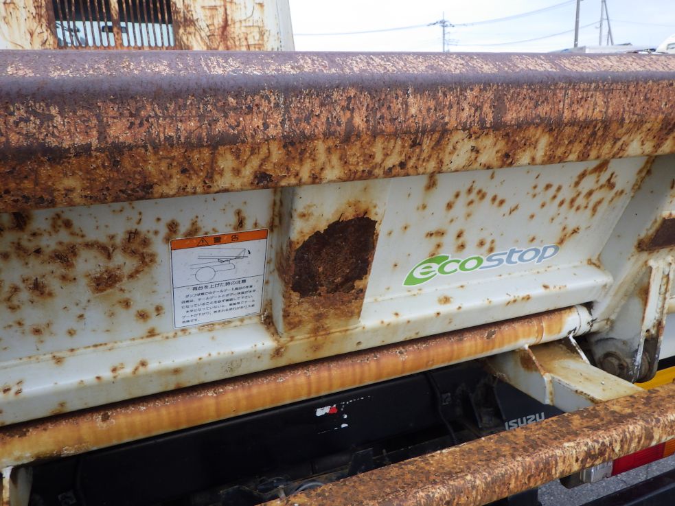 リヤ周りにキズ・サビがあります。|いすゞ フォワード 2RG-FRR90S1(2WD)の写真31