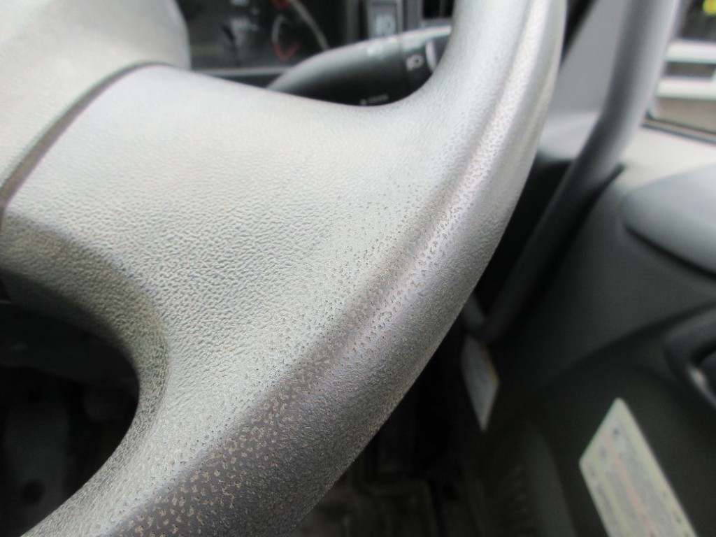 ハンドルにスレがあります。|いすゞ フォワード 2RG-FRR90S1(2WD)の写真35