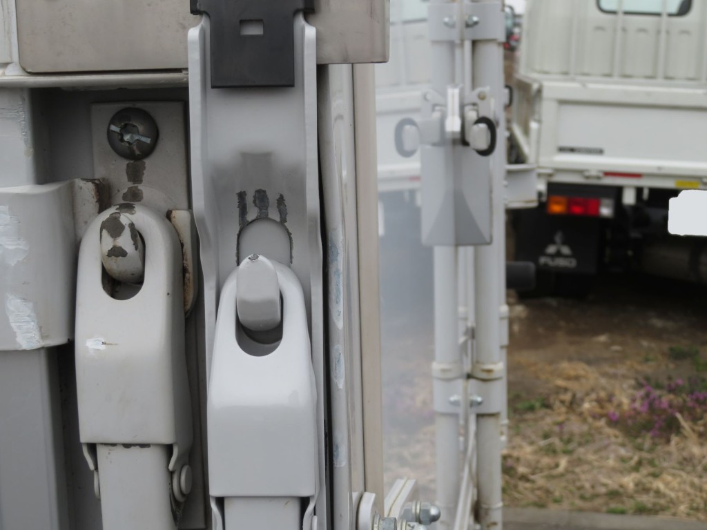 三菱 キャンター TKG-FEB50(2WD)の写真18