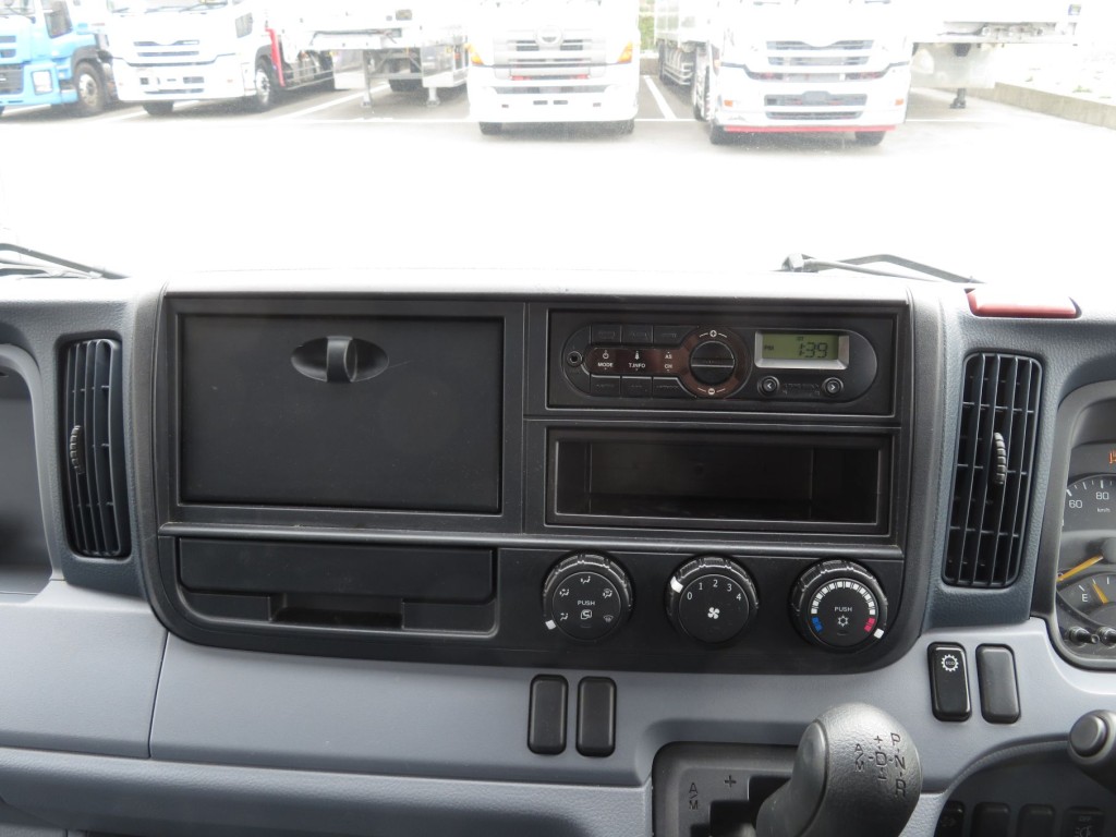 三菱 キャンター TKG-FEB50(2WD)の写真27