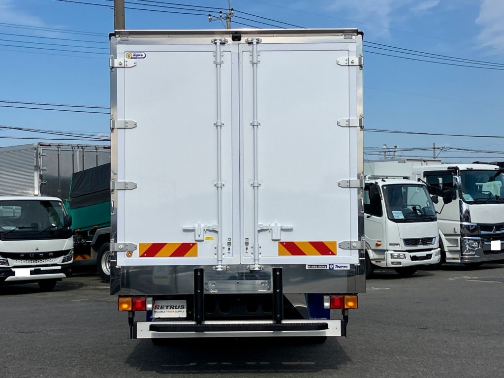 リヤ周りの状態です。|三菱 ファイター 2KG-FK65F(2WD)の写真8