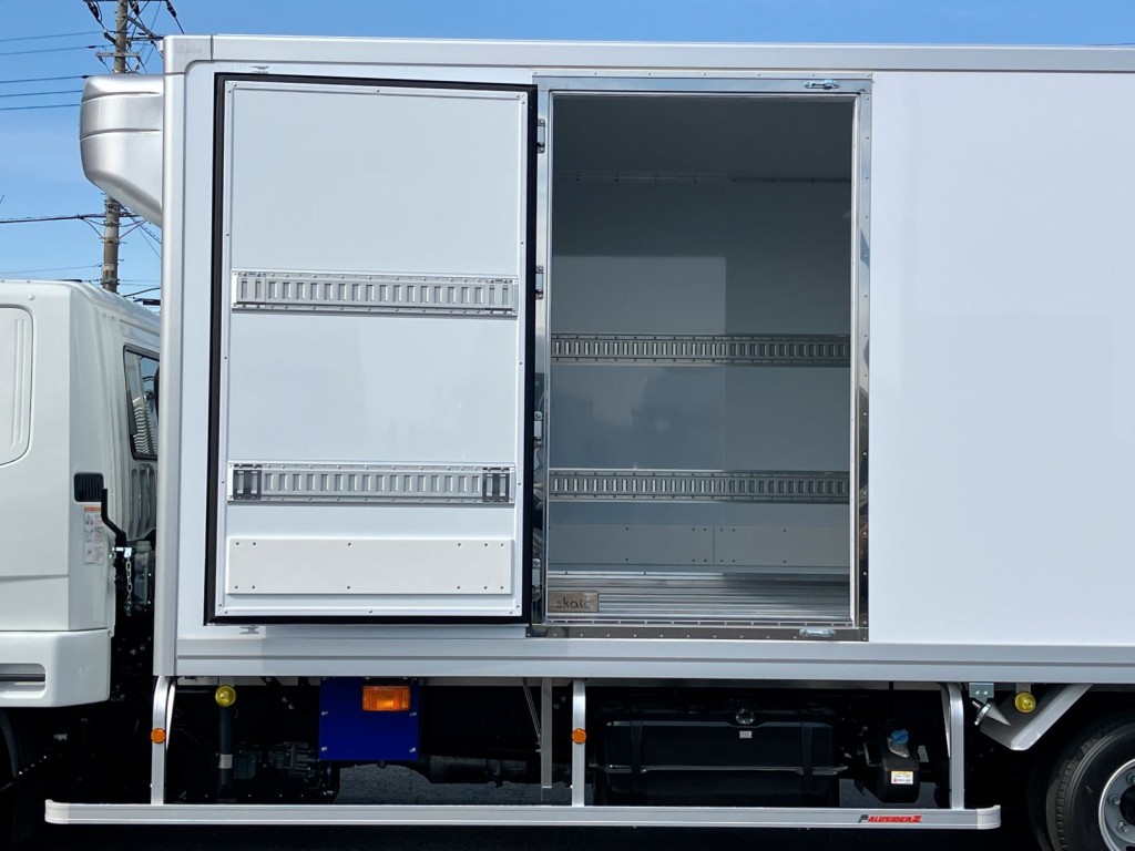 三菱 ファイター 2KG-FK65F(2WD)の写真19