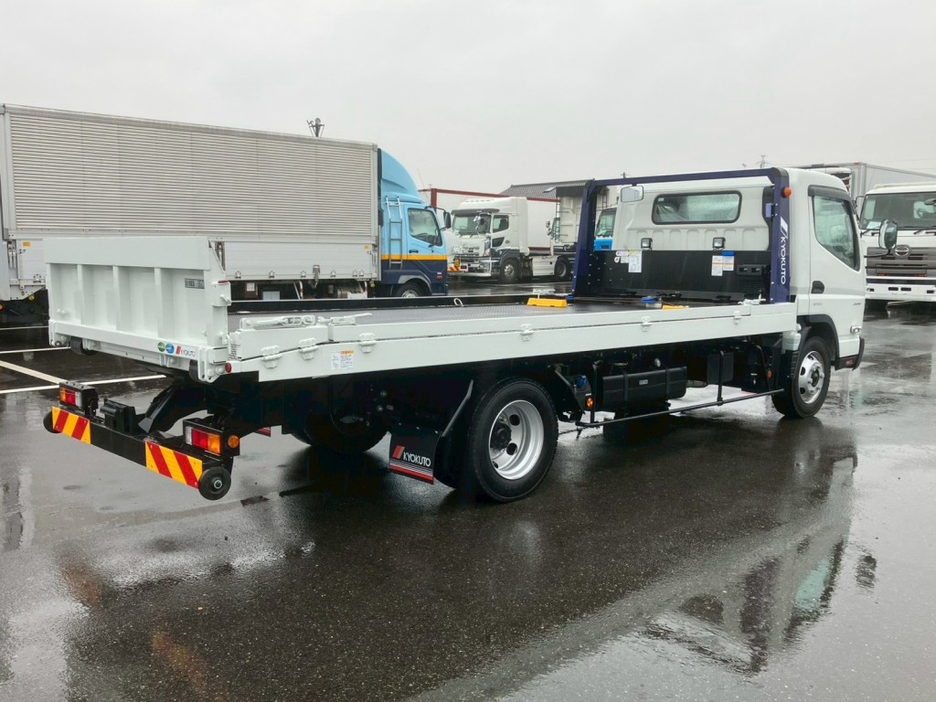 三菱 キャンター 2PG-FEB90(2WD)の写真4