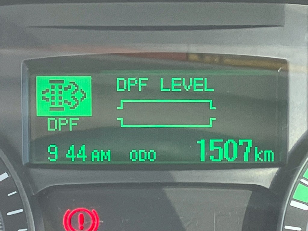 三菱 キャンター 2PG-FEB90(2WD)の写真8