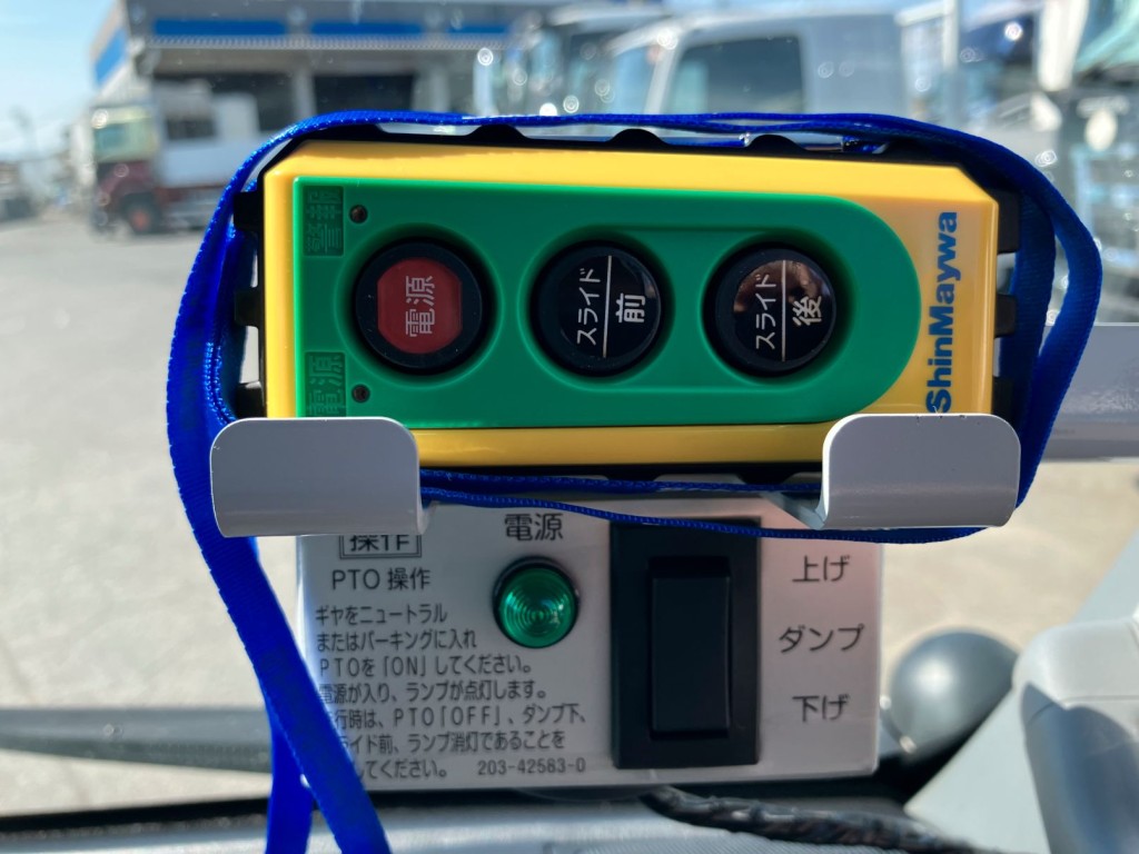 日野 デュトロ 2KG-XZU700X(2WD)の写真14