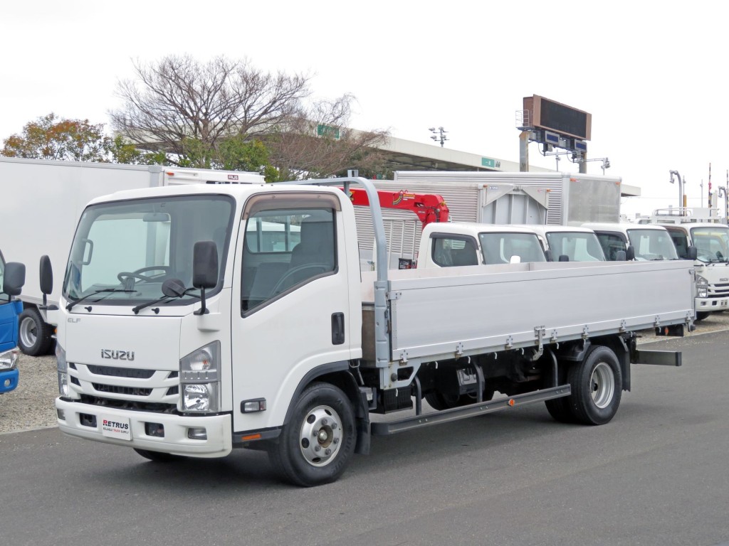 いすゞ エルフ TPG-NPR85YN(2WD)の写真1