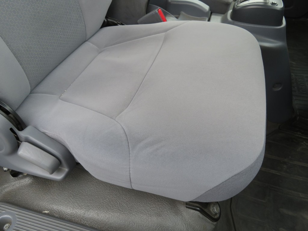 いすゞ エルフ TPG-NPR85YN(2WD)の写真7