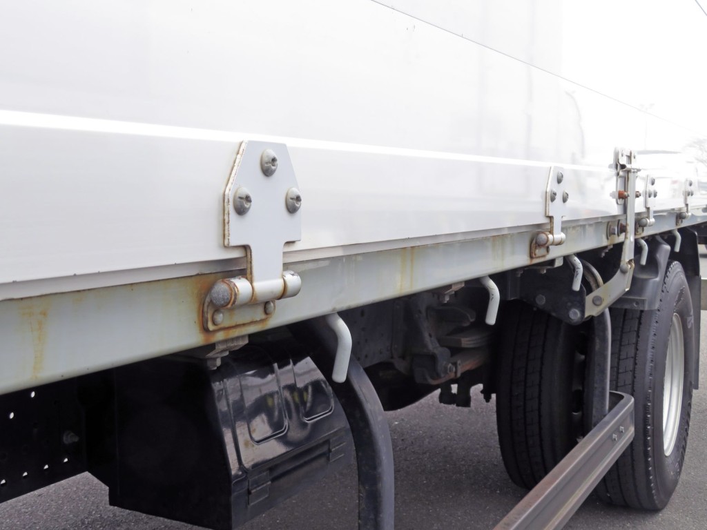 いすゞ エルフ TPG-NPR85YN(2WD)の写真15