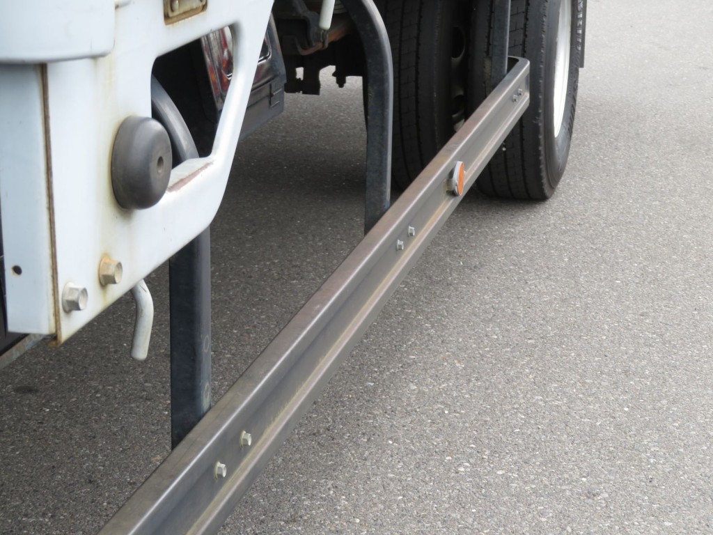 いすゞ エルフ TPG-NPR85YN(2WD)の写真16